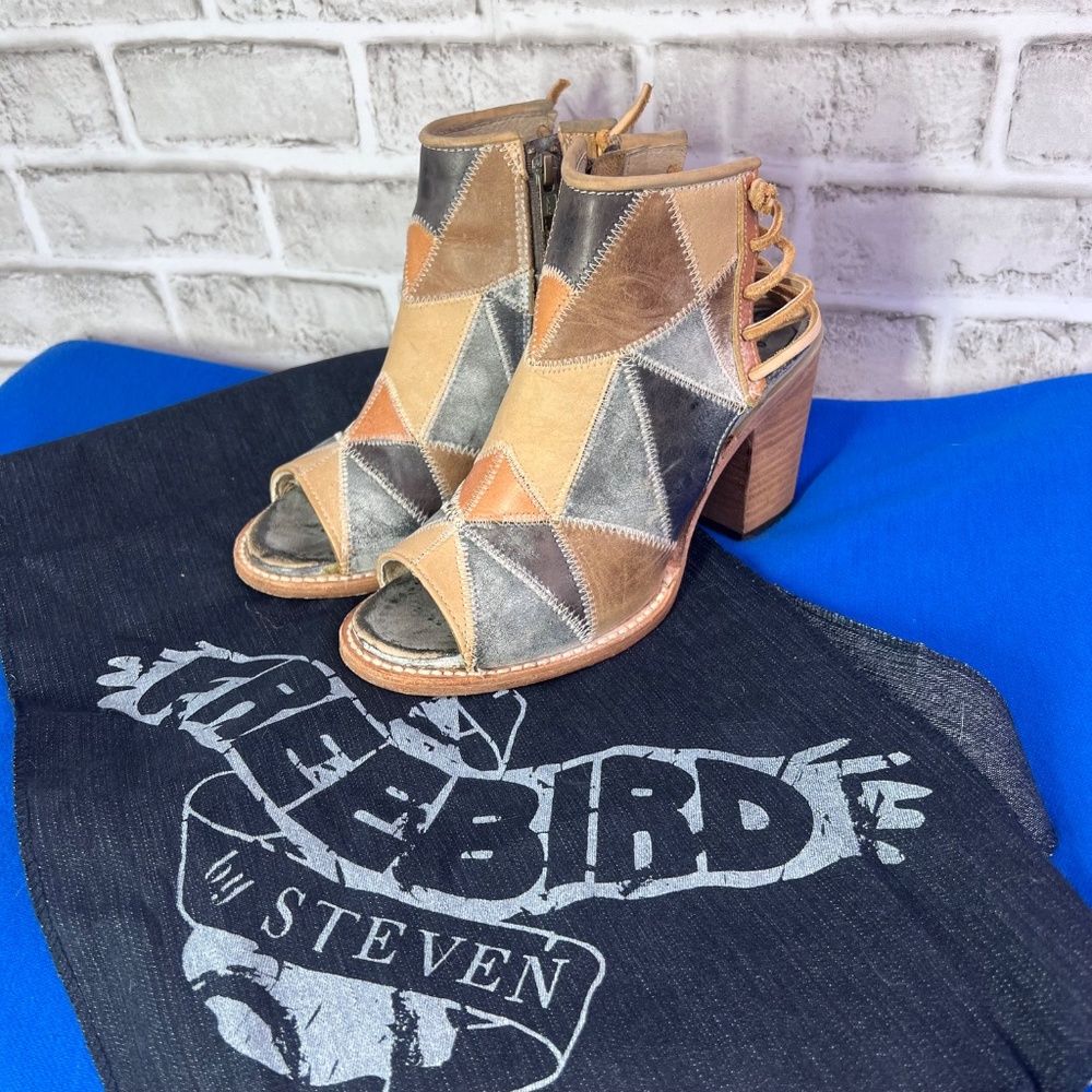 🦅|•FREEBIRD BY STEVEN•| BAY Patchwork Bootie Sandal Lace Up Back Size 9 - Picture 2 of 12